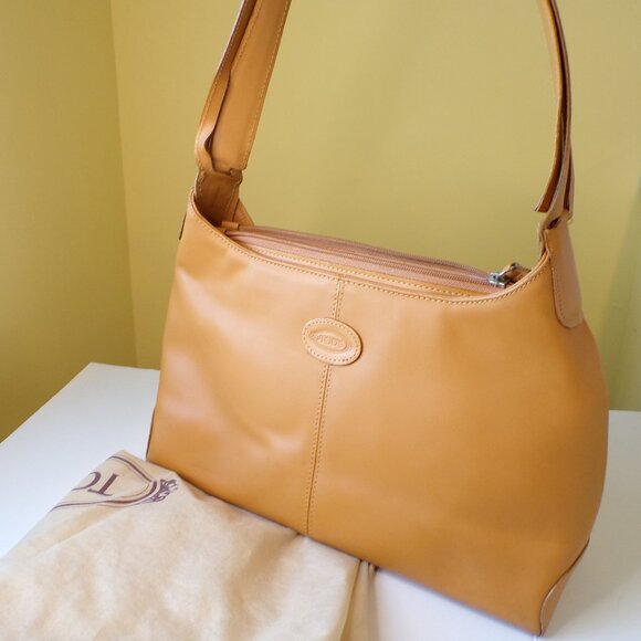 Tod's Leather Shoulder Handbag Purse Camel Color - Picture 1 of 15
